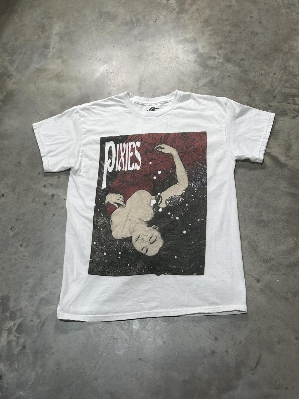 Pixies Preowned Medium T-shirt