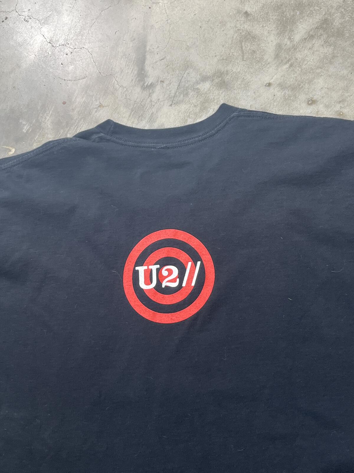 U2 Preowned XL T-shirt