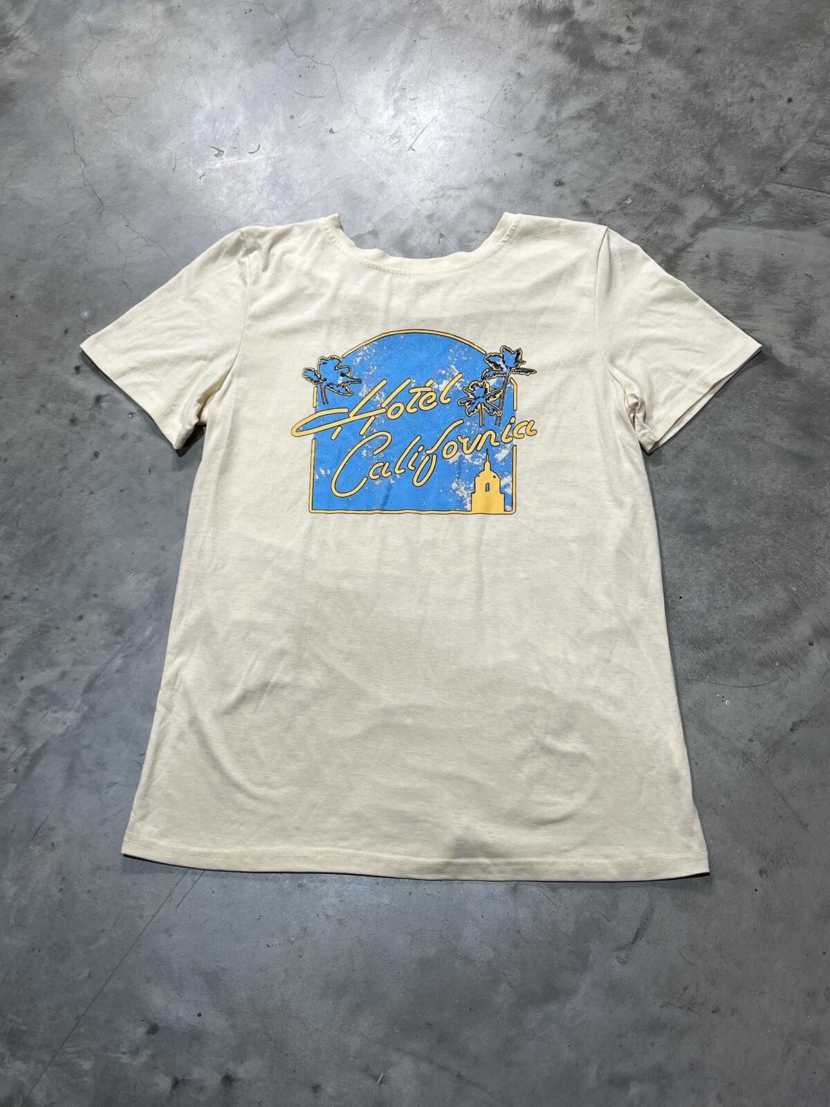 Hotel California Preowned Small T-shirt