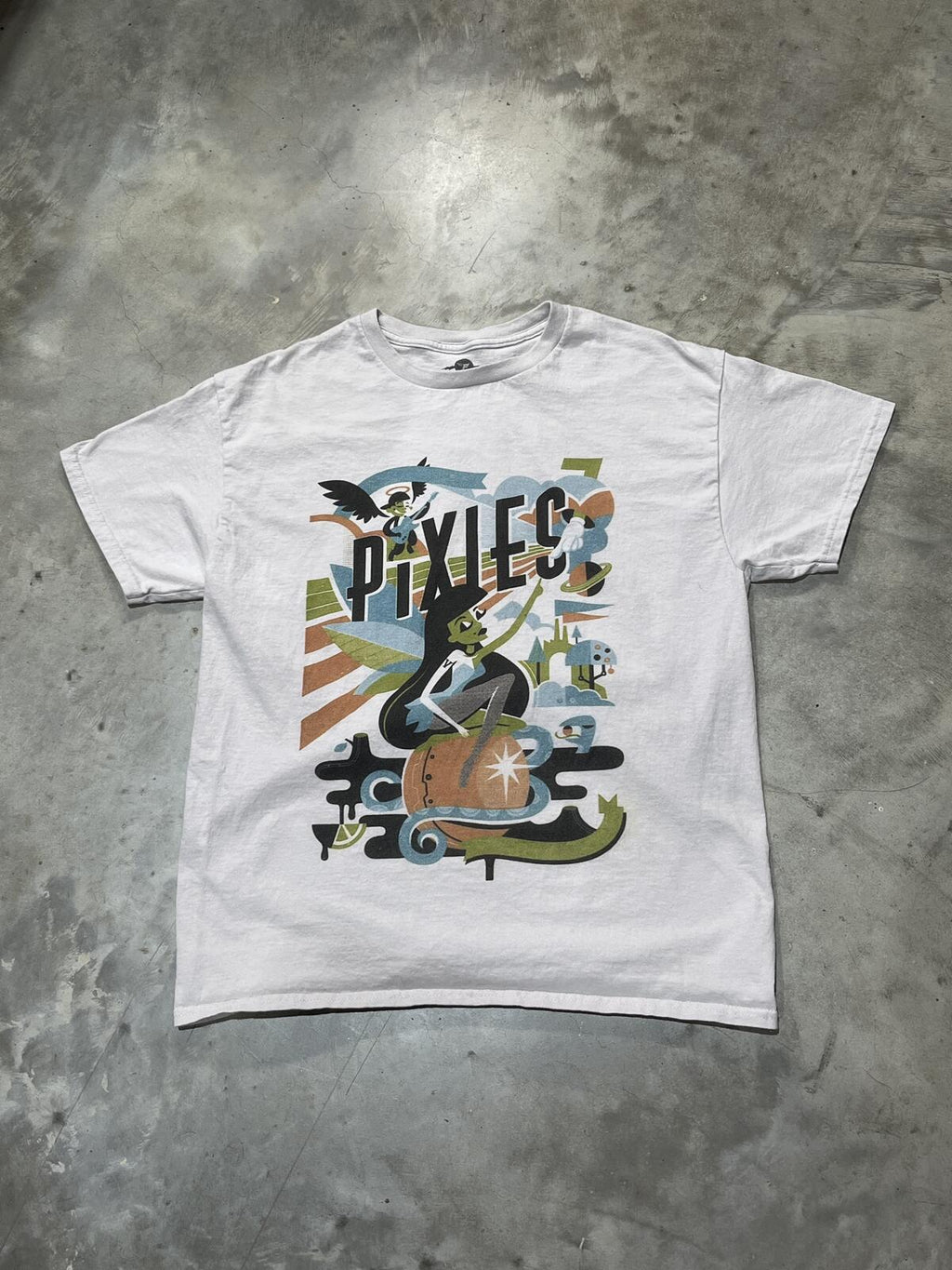 Pixies Preowned Large T-shirt