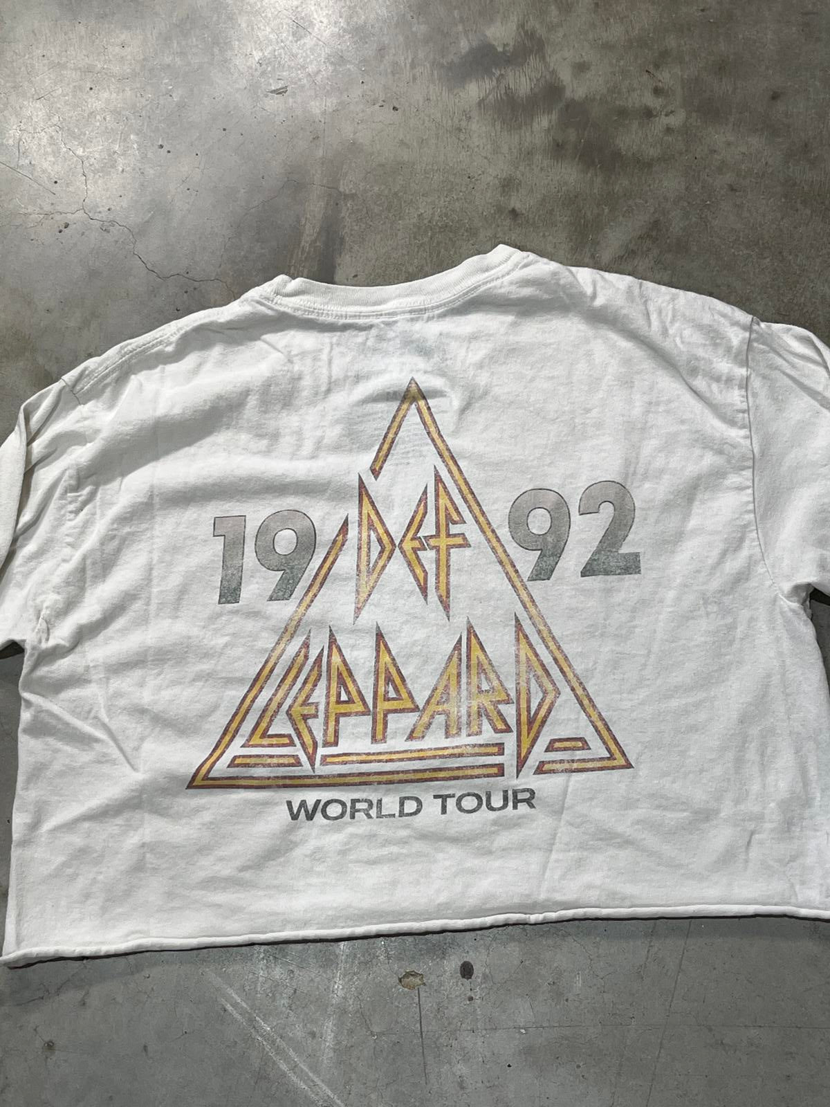 Def Leppard Preowned Small Cropped Long Sleeve T-shirt