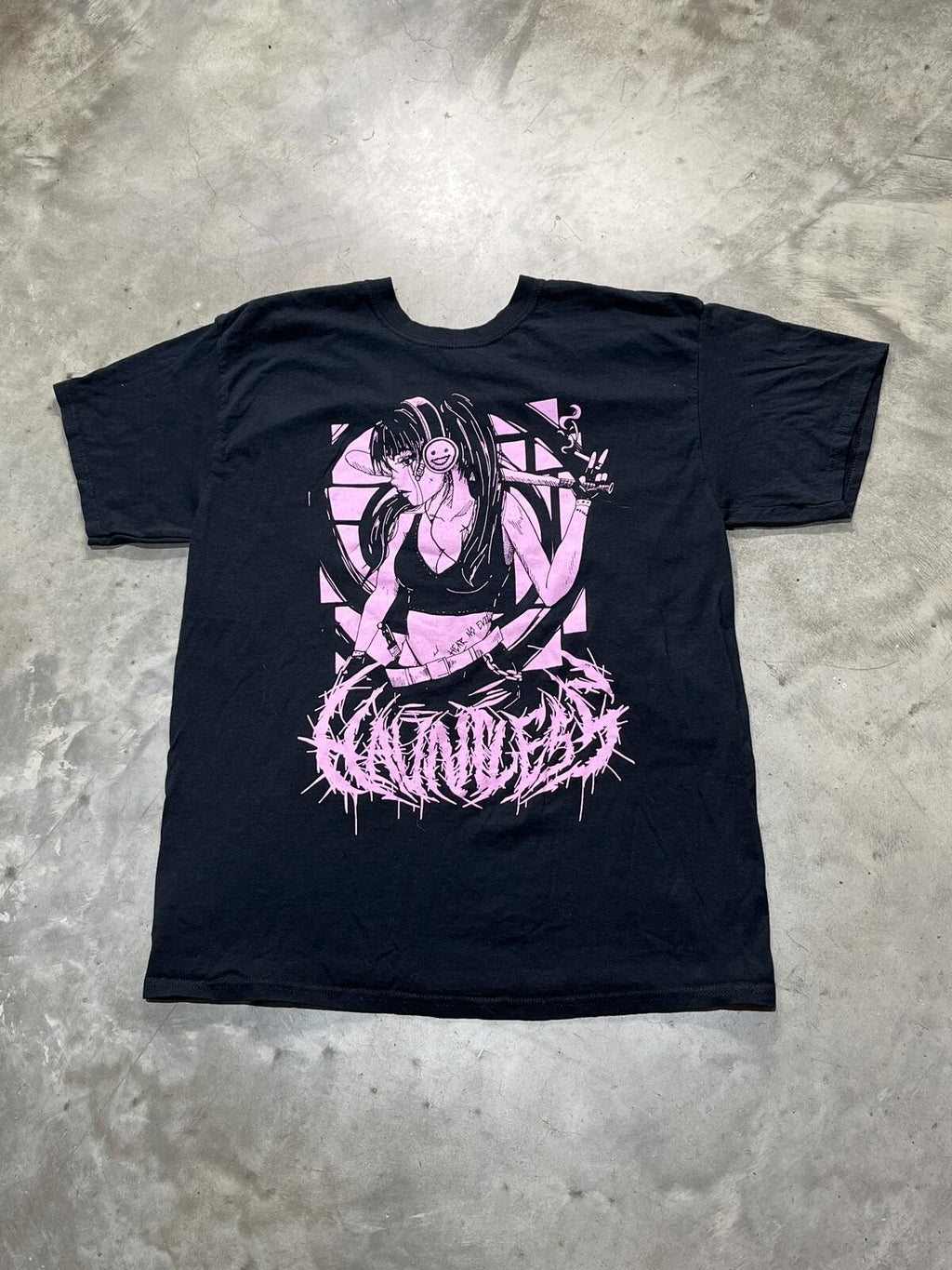 Hauntless Preowned Large T-shirt