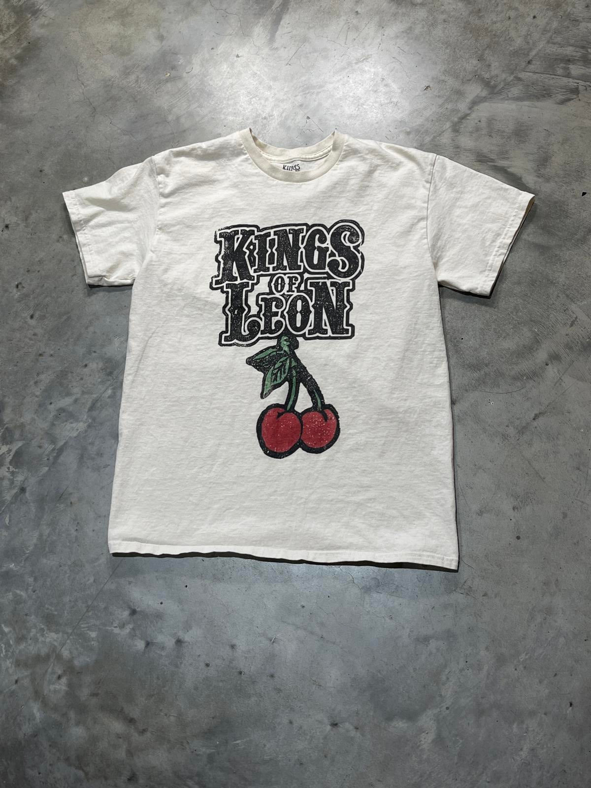 Kings Of Leon Preowned Medium T-shirt