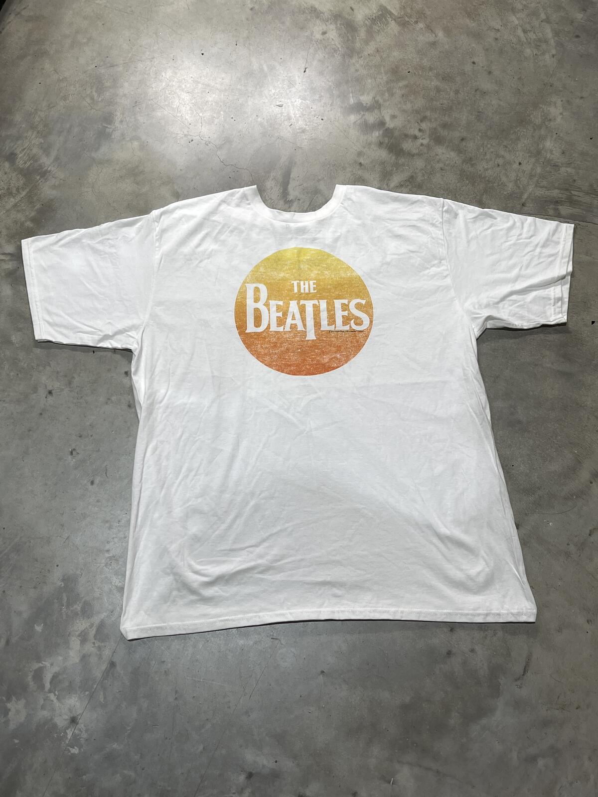 The Beatles Preowned XL T-shirt