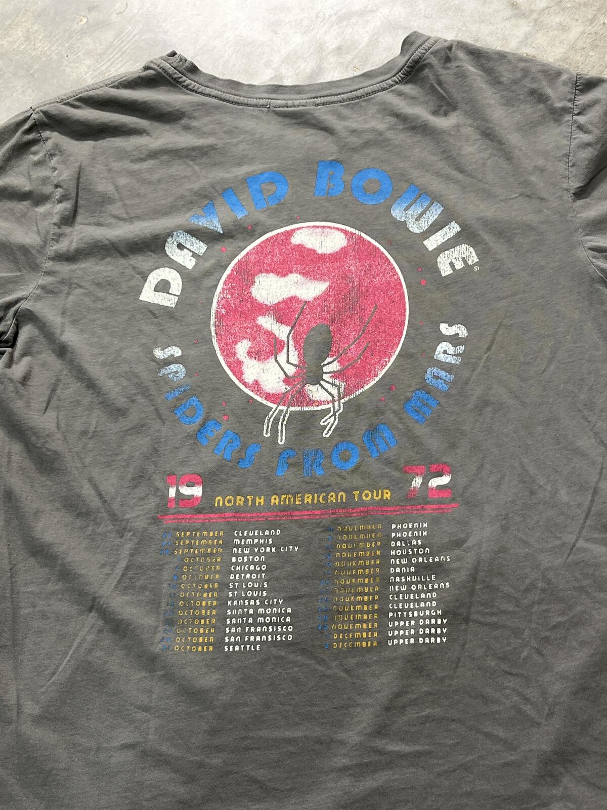 David Bowie Preowned XL T-shirt