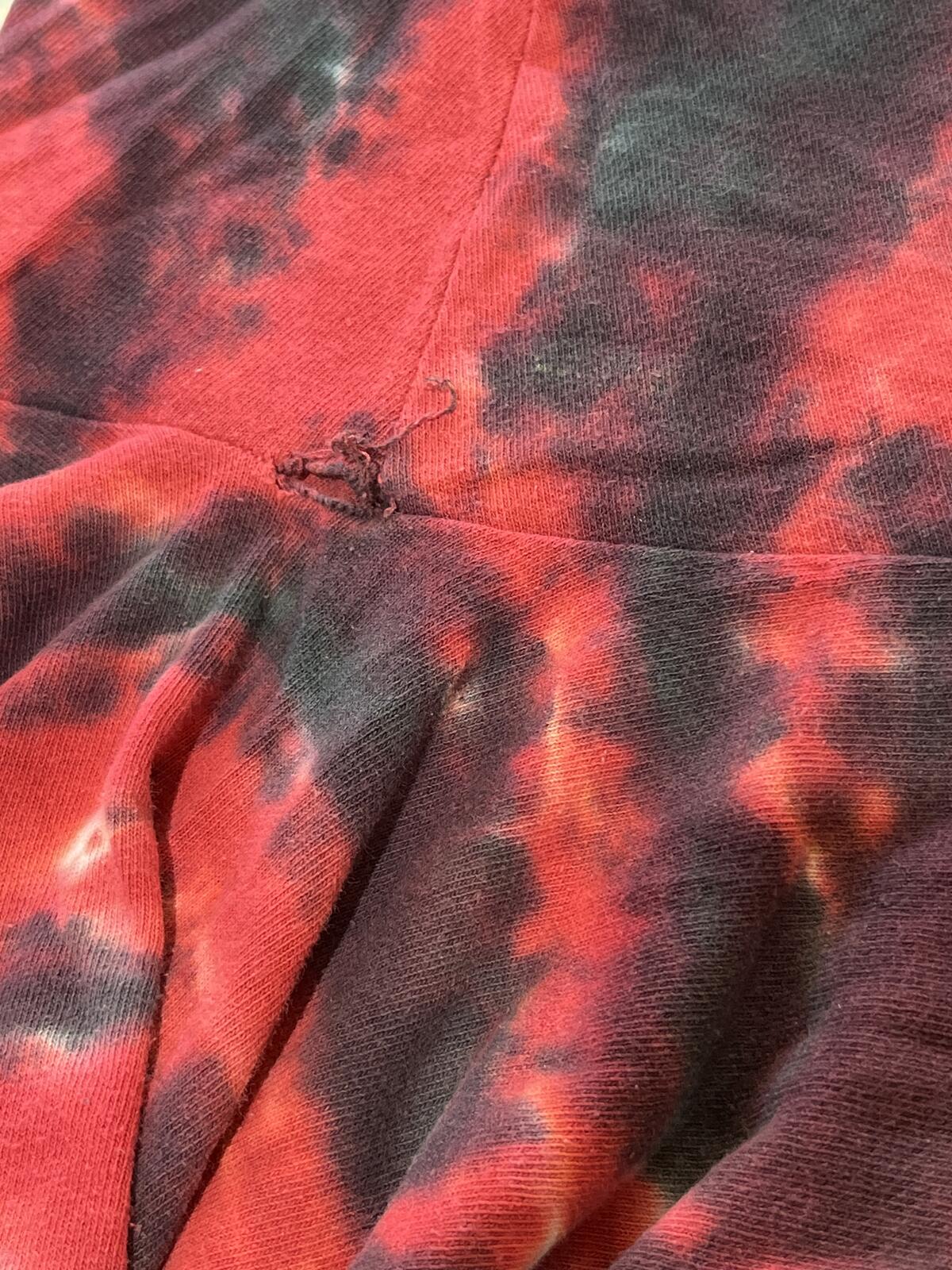 KISS Preowned XL Tie Dye T-shirt