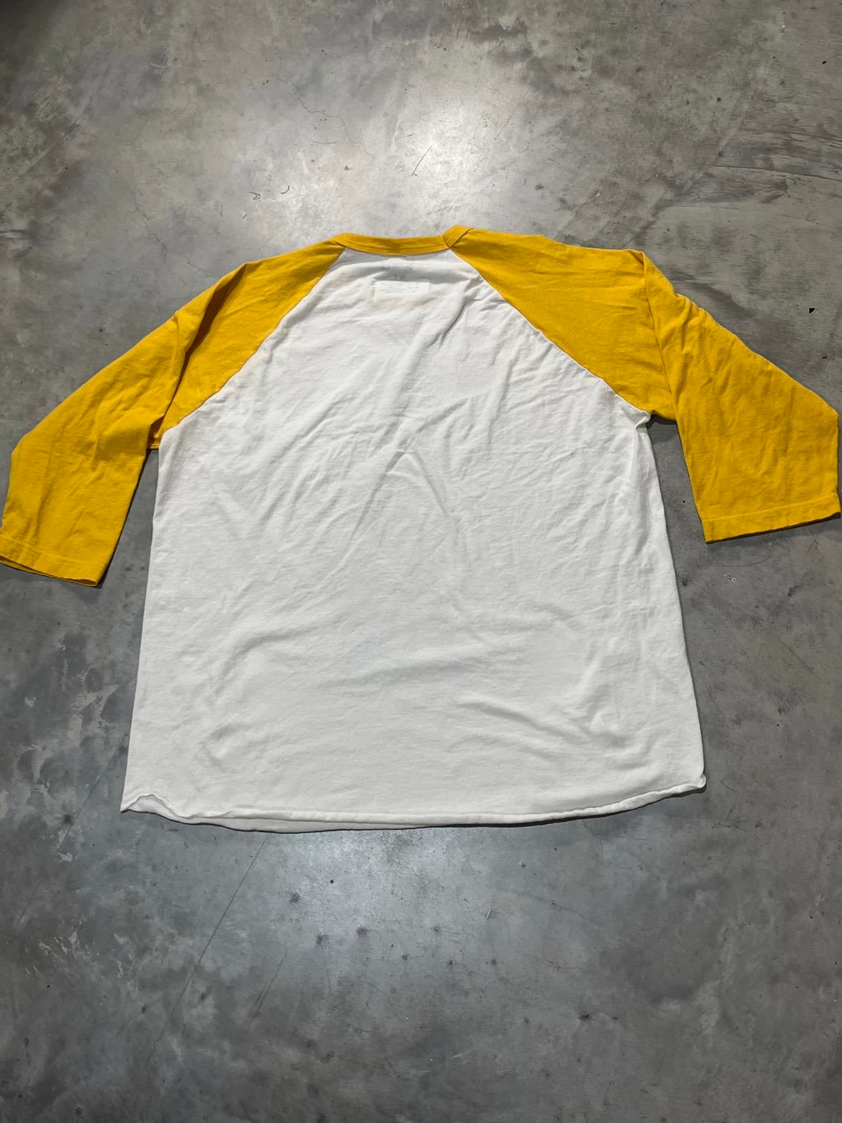 But**ole Surfers Preowned XL 3/4 Sleeve T-shirt