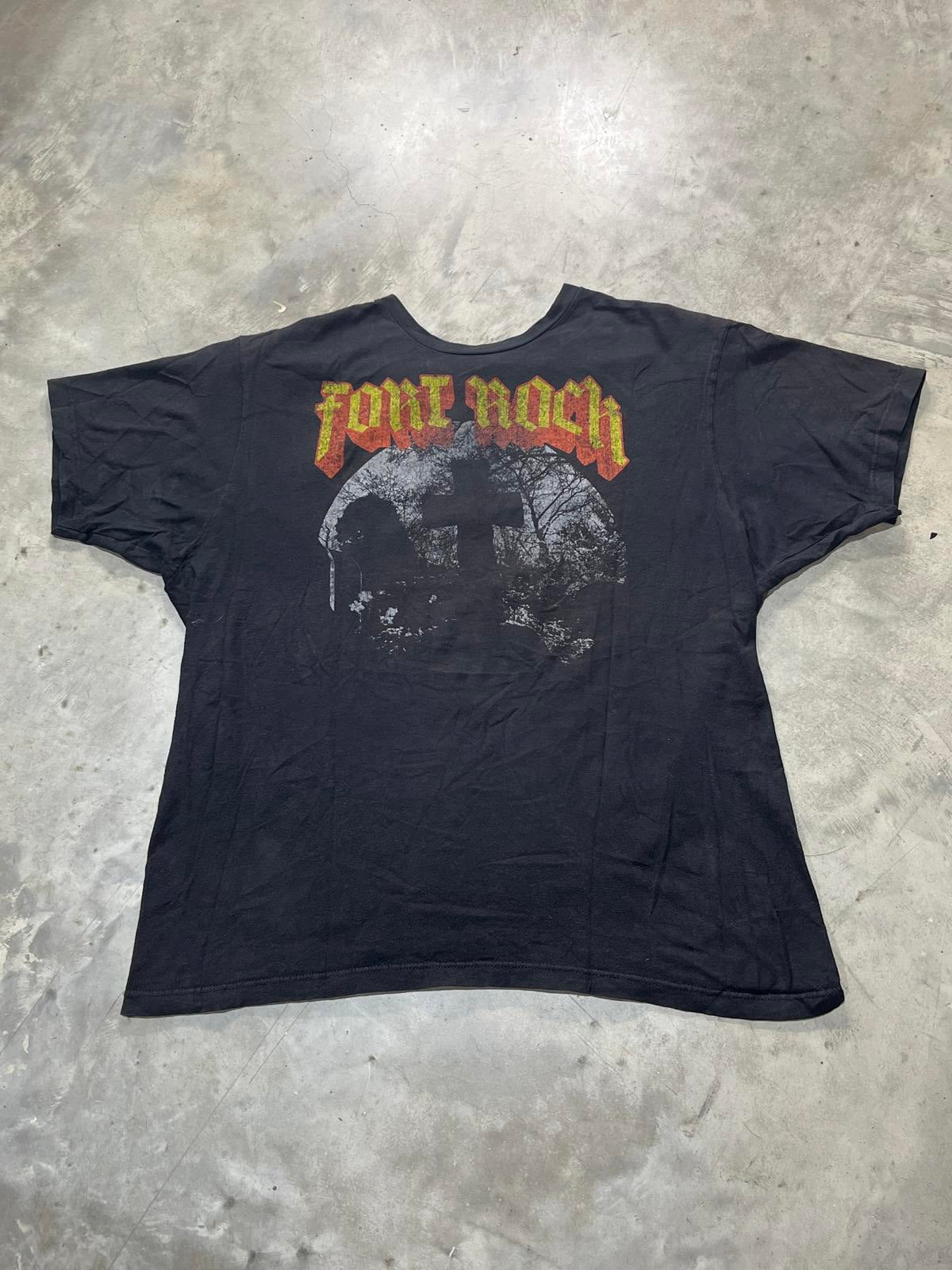 Fort Rock Preowned 2XL T-shirt