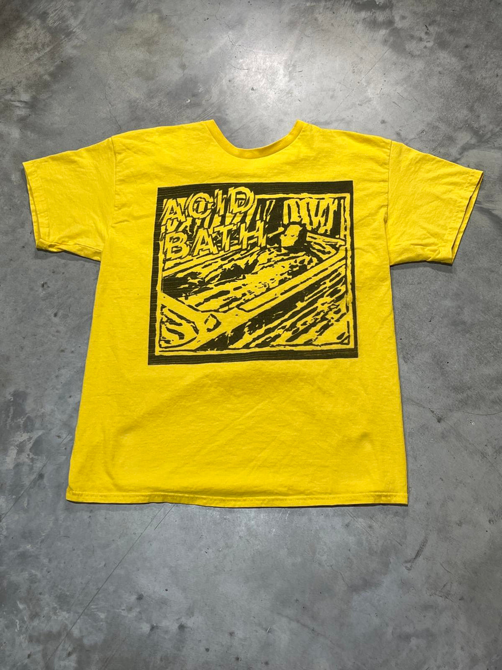 Acid Bath Preowned Large T-shirt