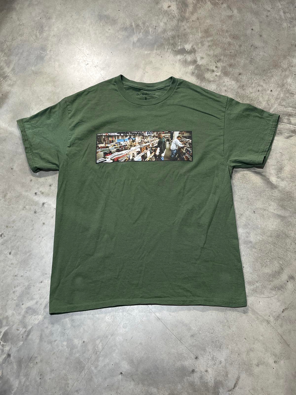 DJ Shadow Preowned Large T-shirt