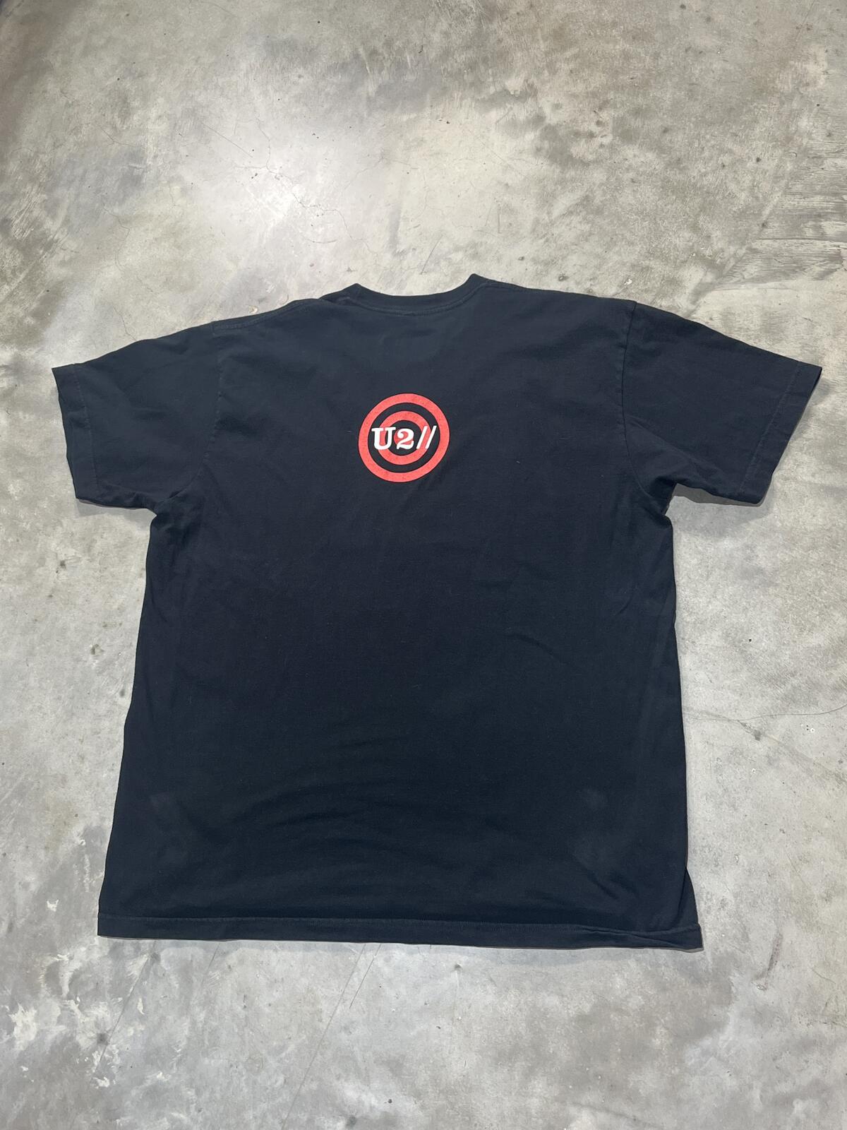 U2 Preowned XL T-shirt