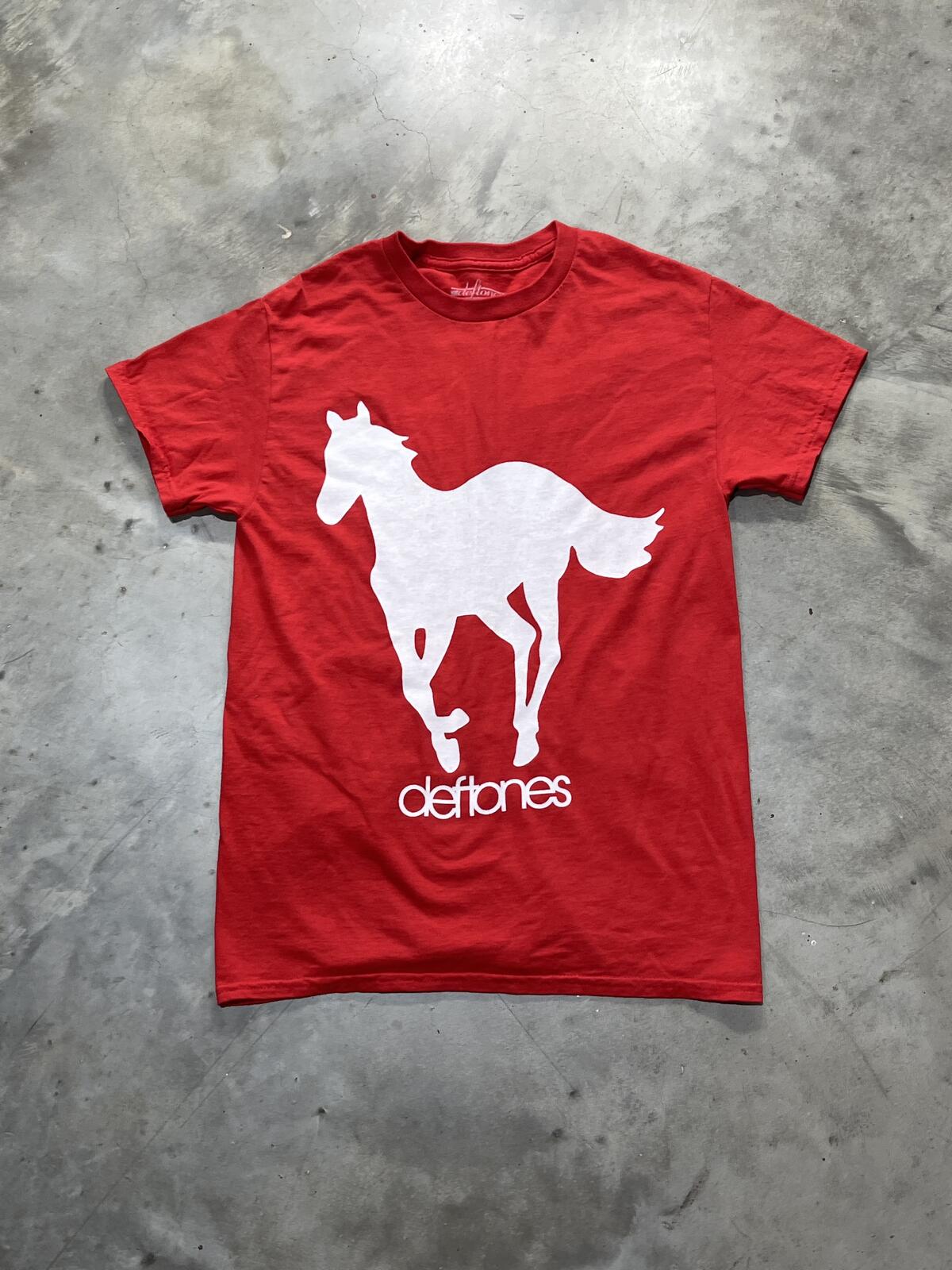 Deftones Preowned Small T-shirt