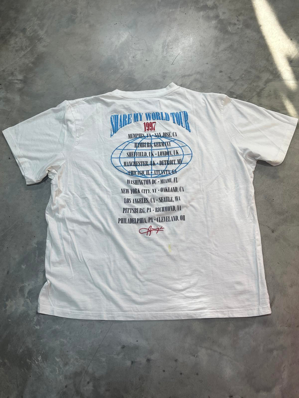 Aaliyah Preowned 2XL T-shirt