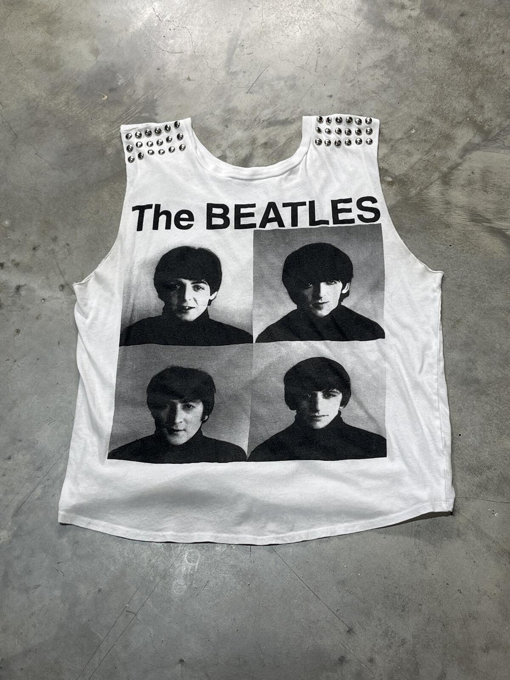 The Beatles Preowned Large Bejeweled Sleeve Tank Top T-shirt