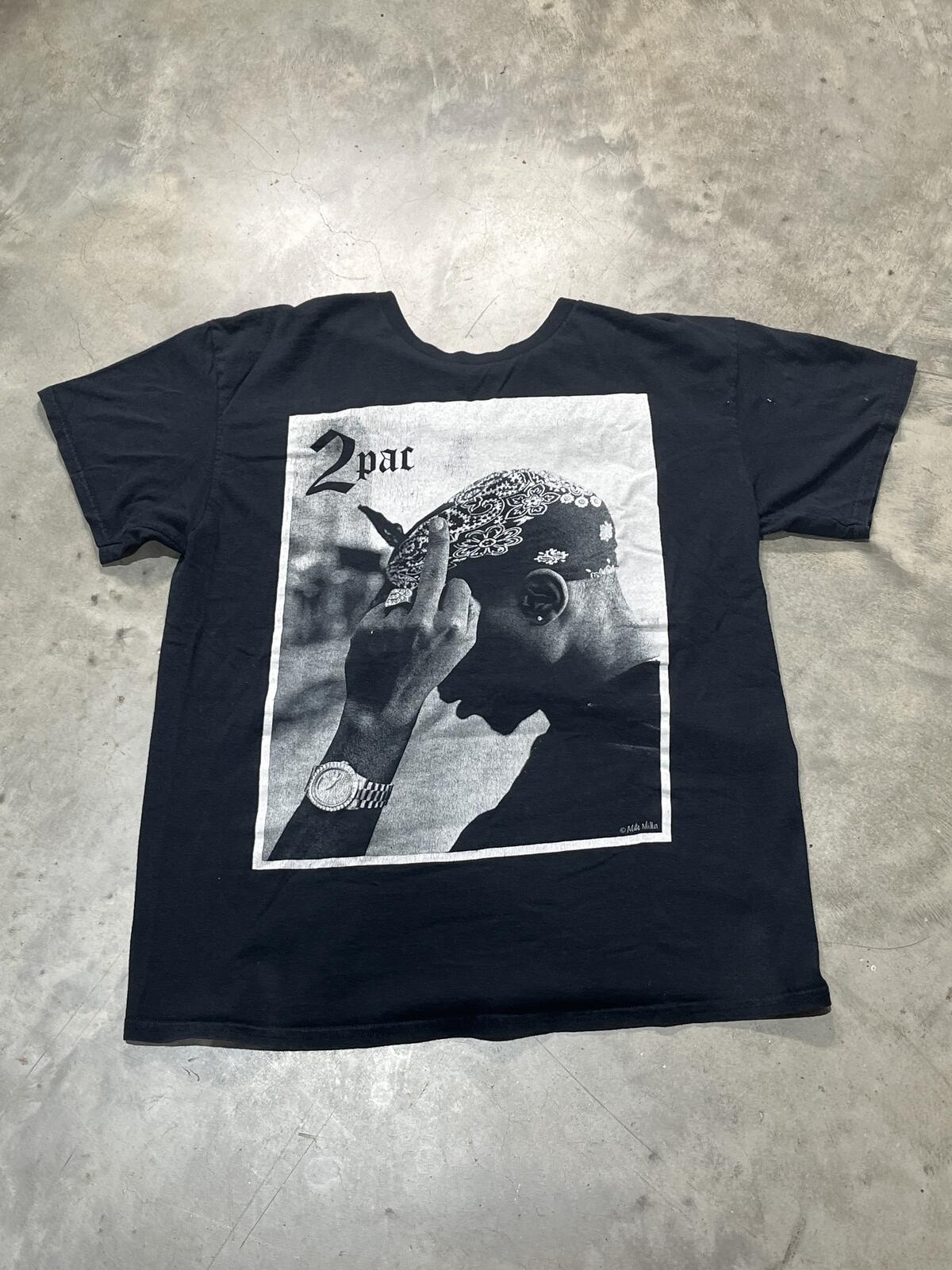 Tupac Preowned Large T-shirt