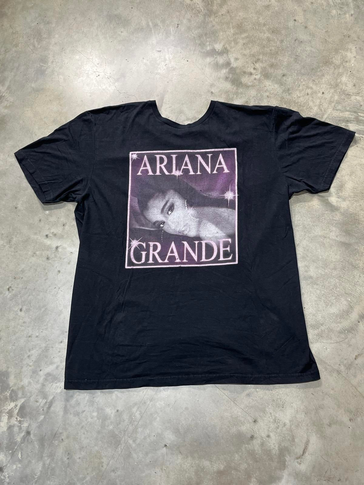 Ariana Grande Preowned Large T-shirt