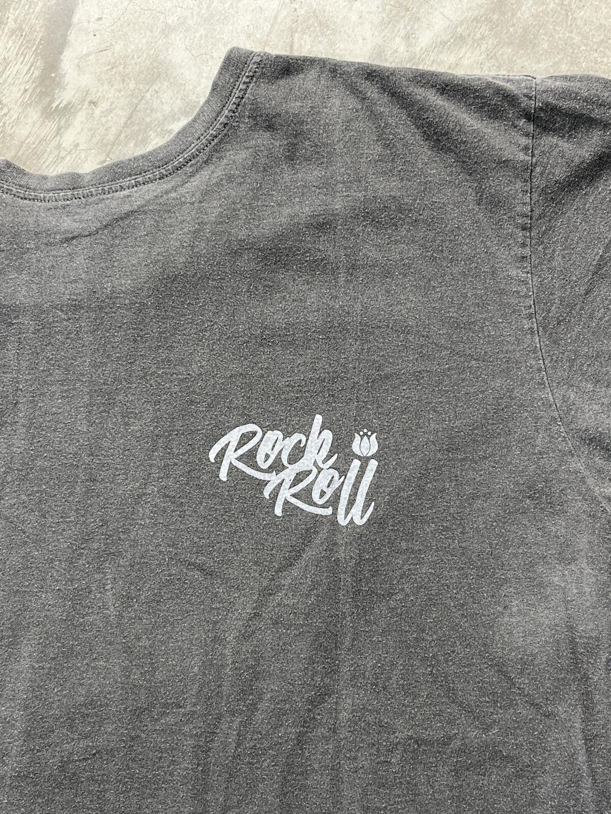 Rock N Roll Preowned Medium T-shirt