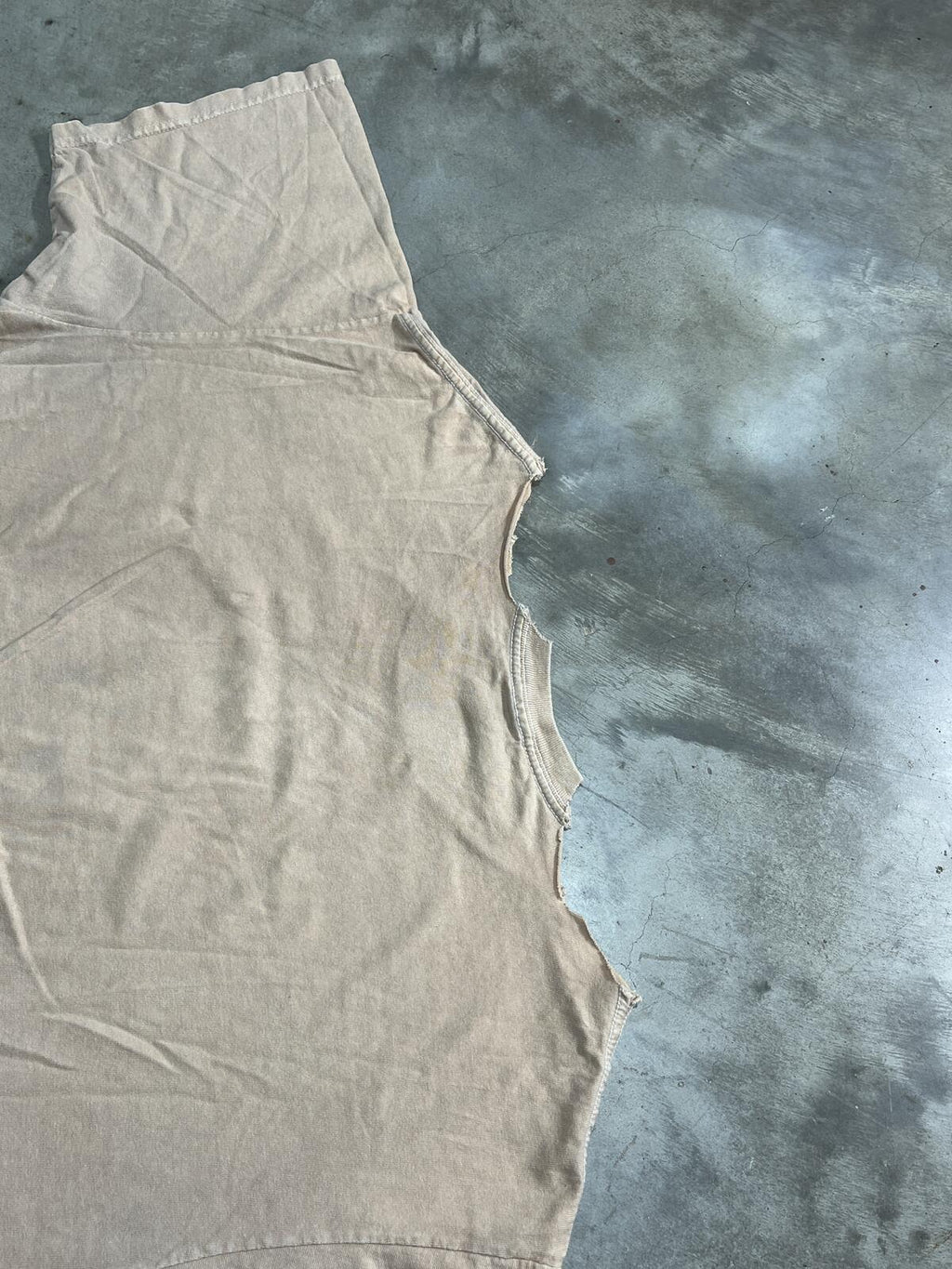 Aaliyah Preowned XL Cut Up Neckline T-shirt