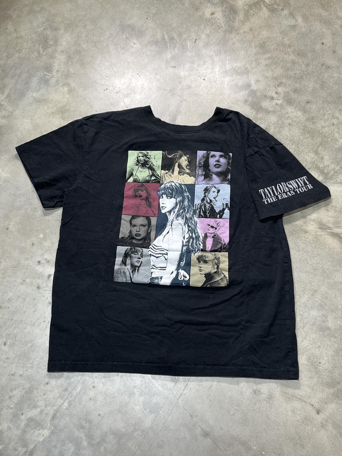 Taylor Swift Preowned Large T-shirt