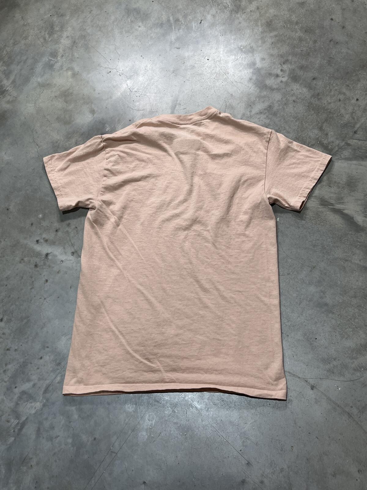 But**ole Surfers Preowned Small T-Shirt