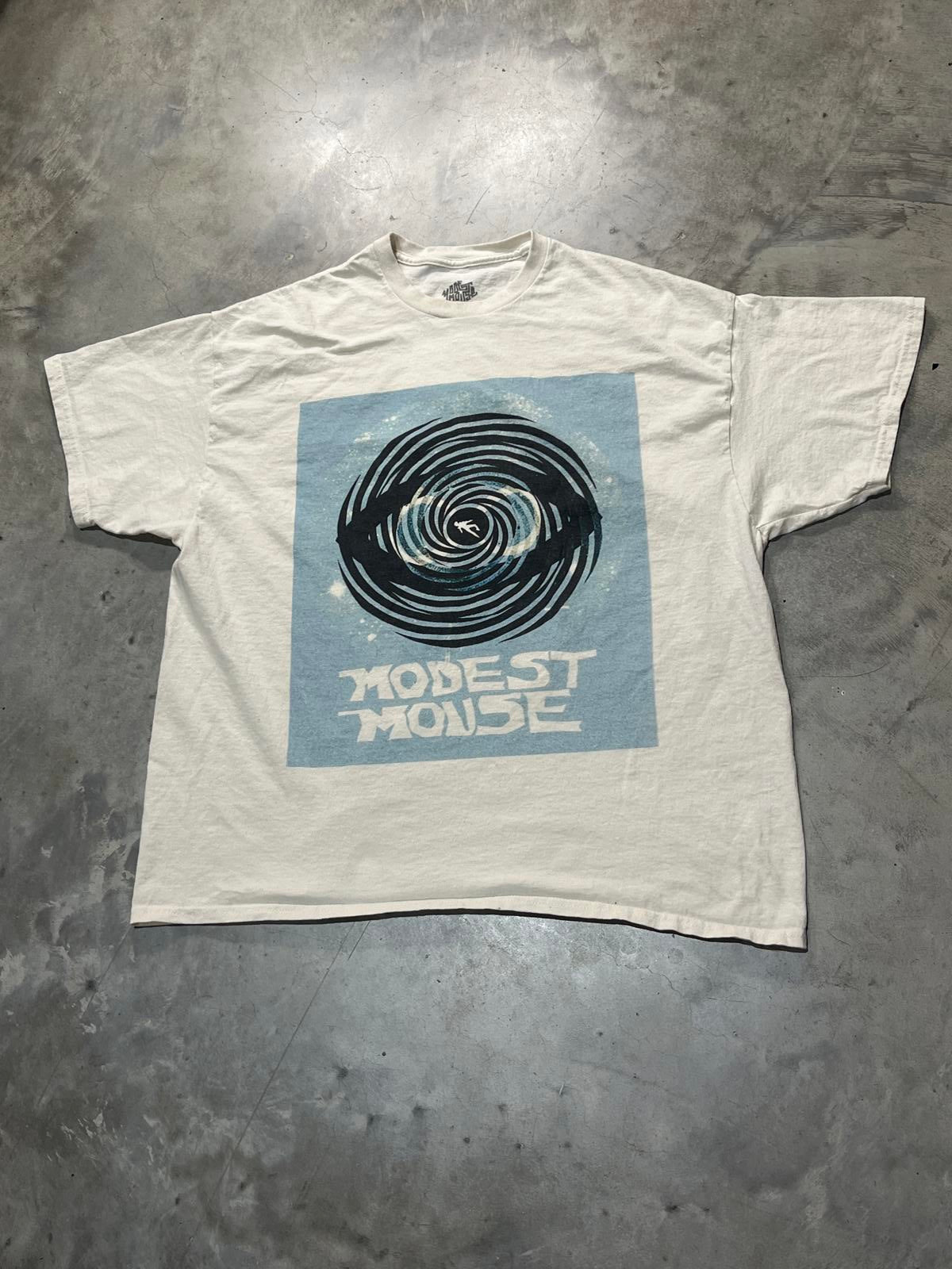 Modest Mouse Preowned XL T-shirt