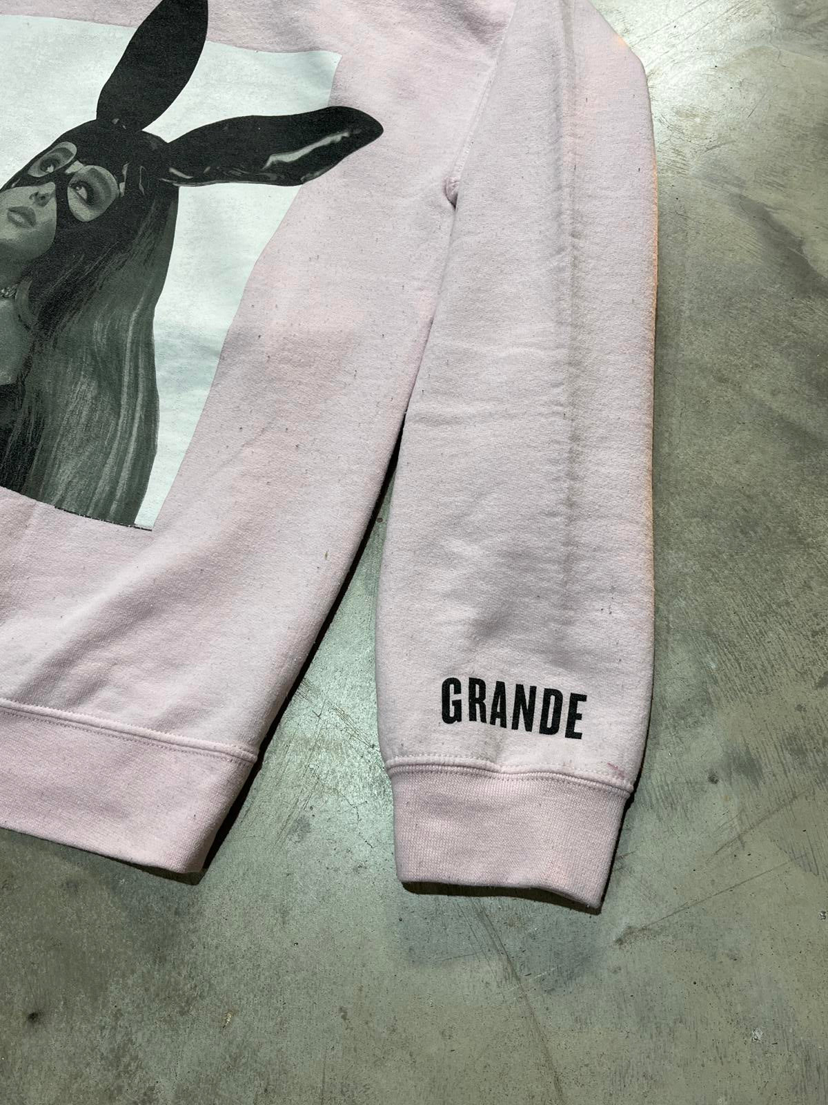 Ariana Grande Preowned Small Sweatshirt