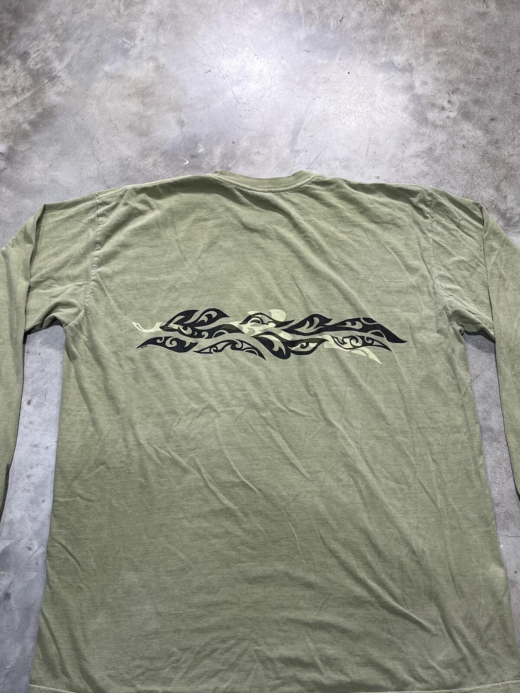 Hawaiian Preowned XL Long Sleeve T-Shirt
