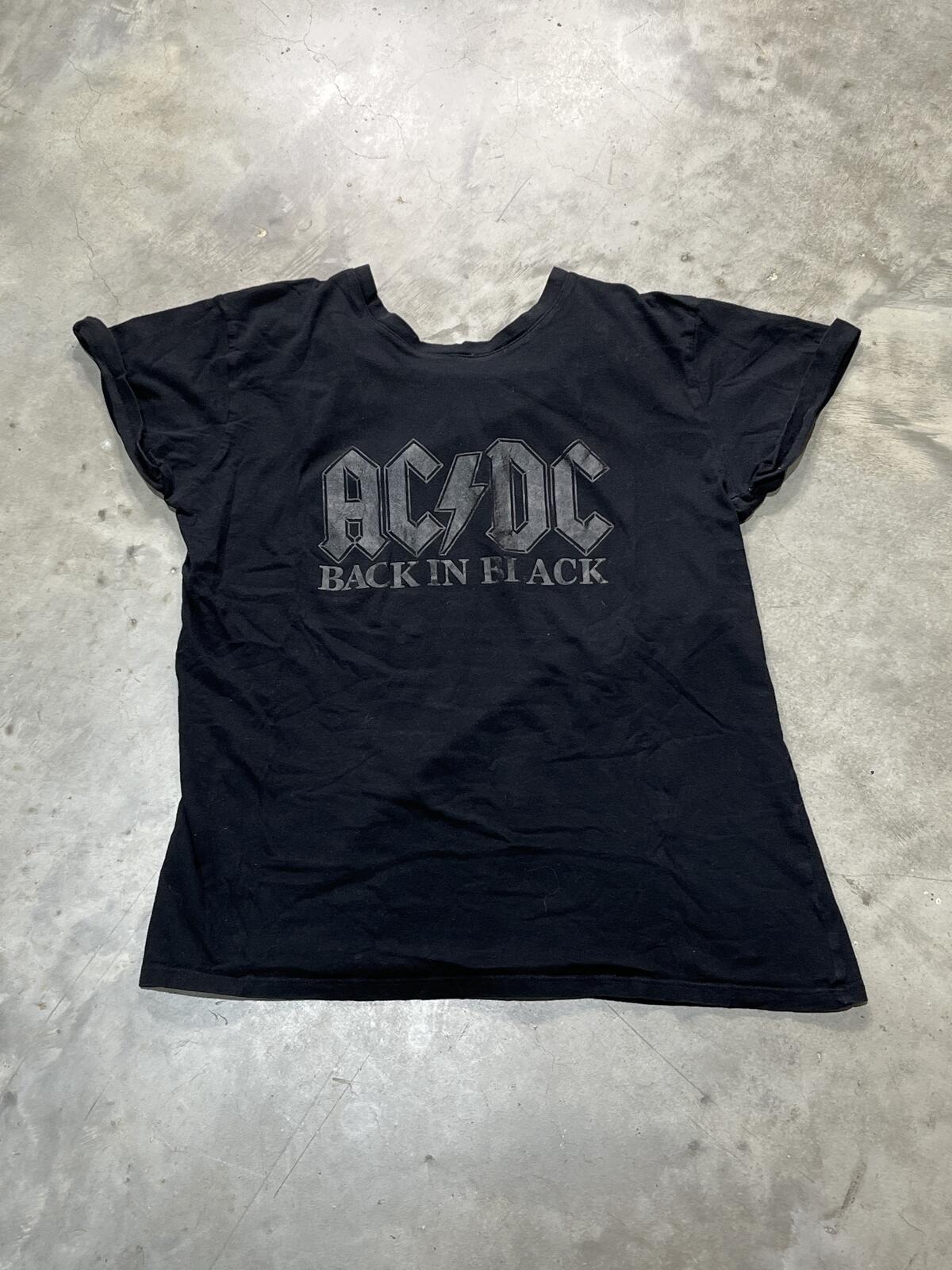 ACDC Preowned Large T-shirt