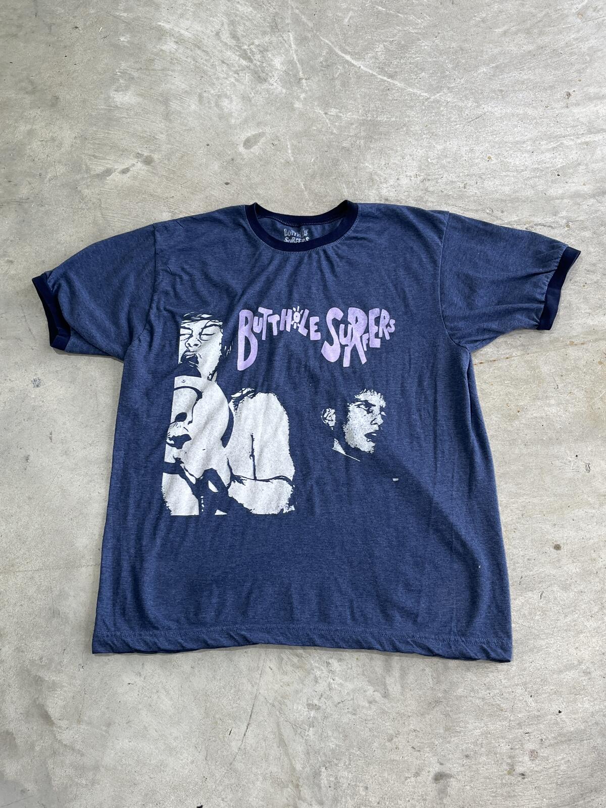 But**ole Surfers Preowned Large Ringer T-shirt