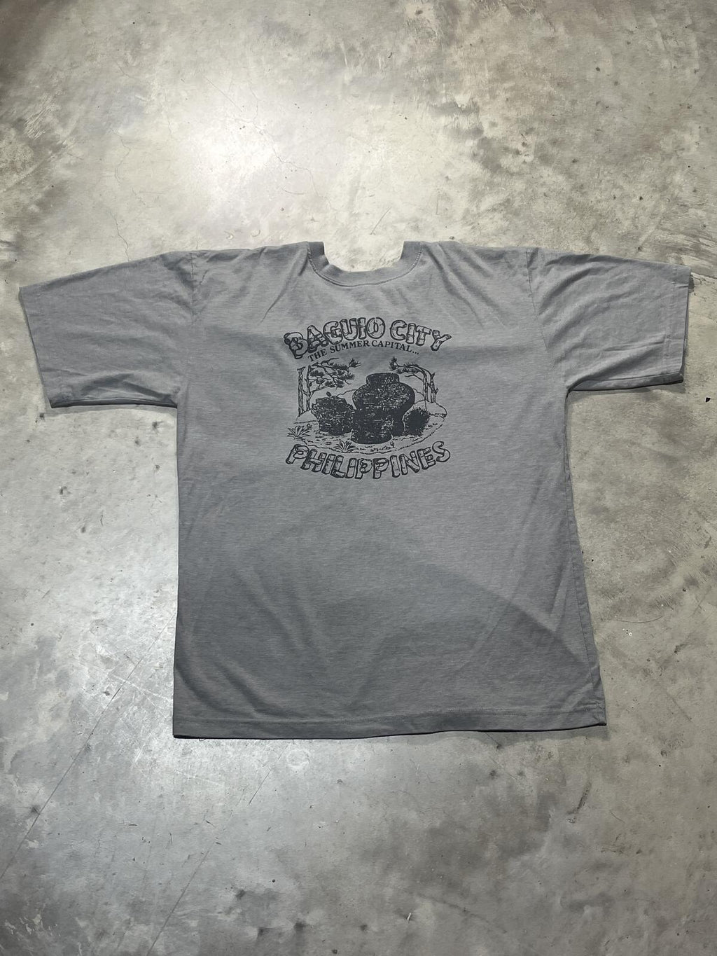 Baguio City Philippines Preowned XL T-shirt
