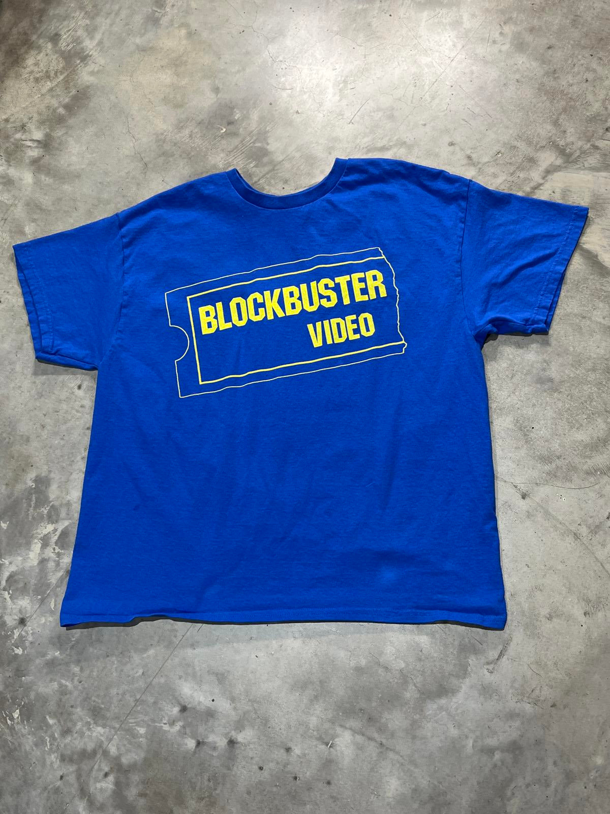 Blockbuster Preowned XL T-shirt