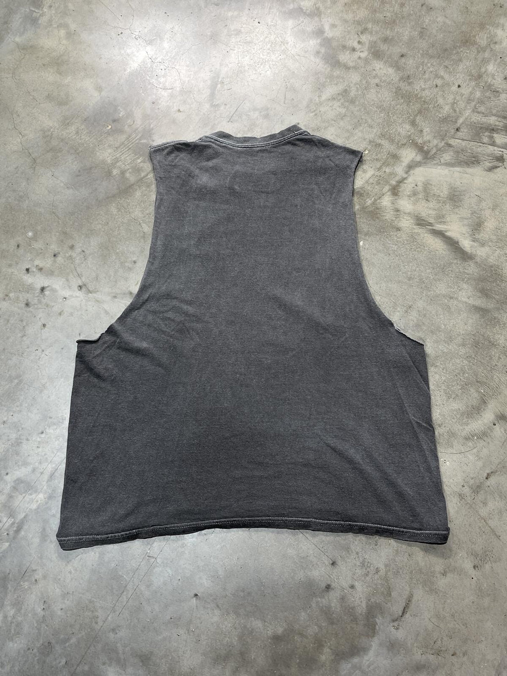 Aaliyah Preowned Medium Tank Top T-shirt