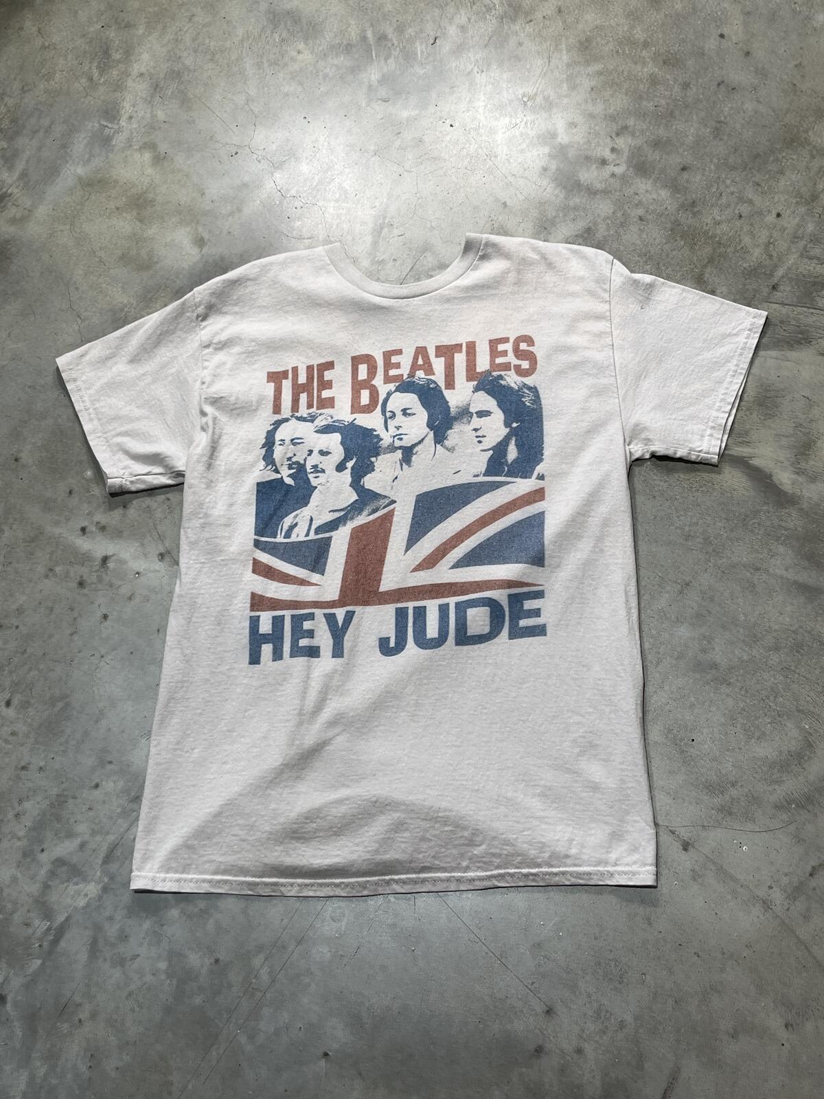 The Beatles Preowned Medium T-shirt