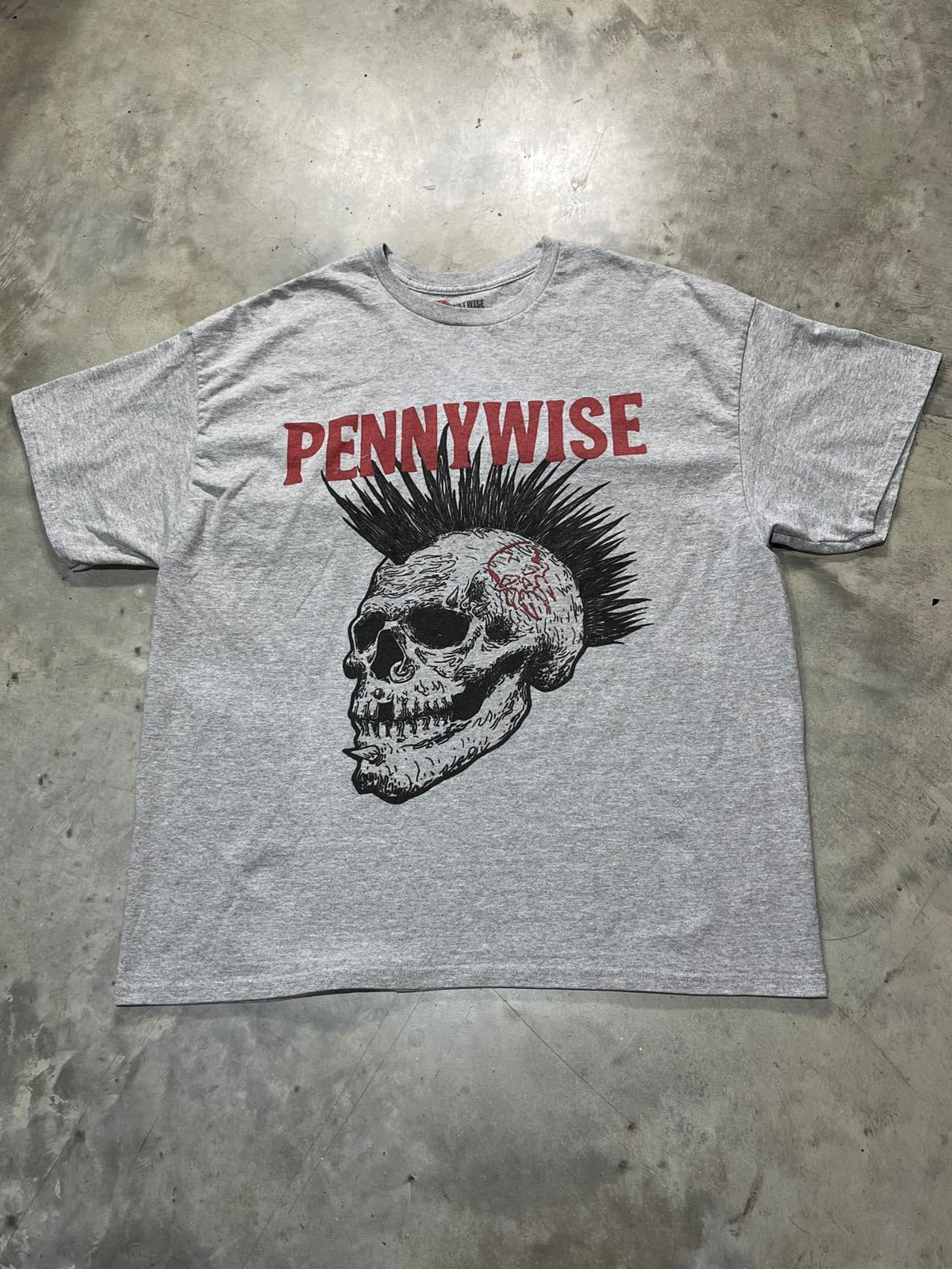 Pennywise Preowned 2XL T-shirt