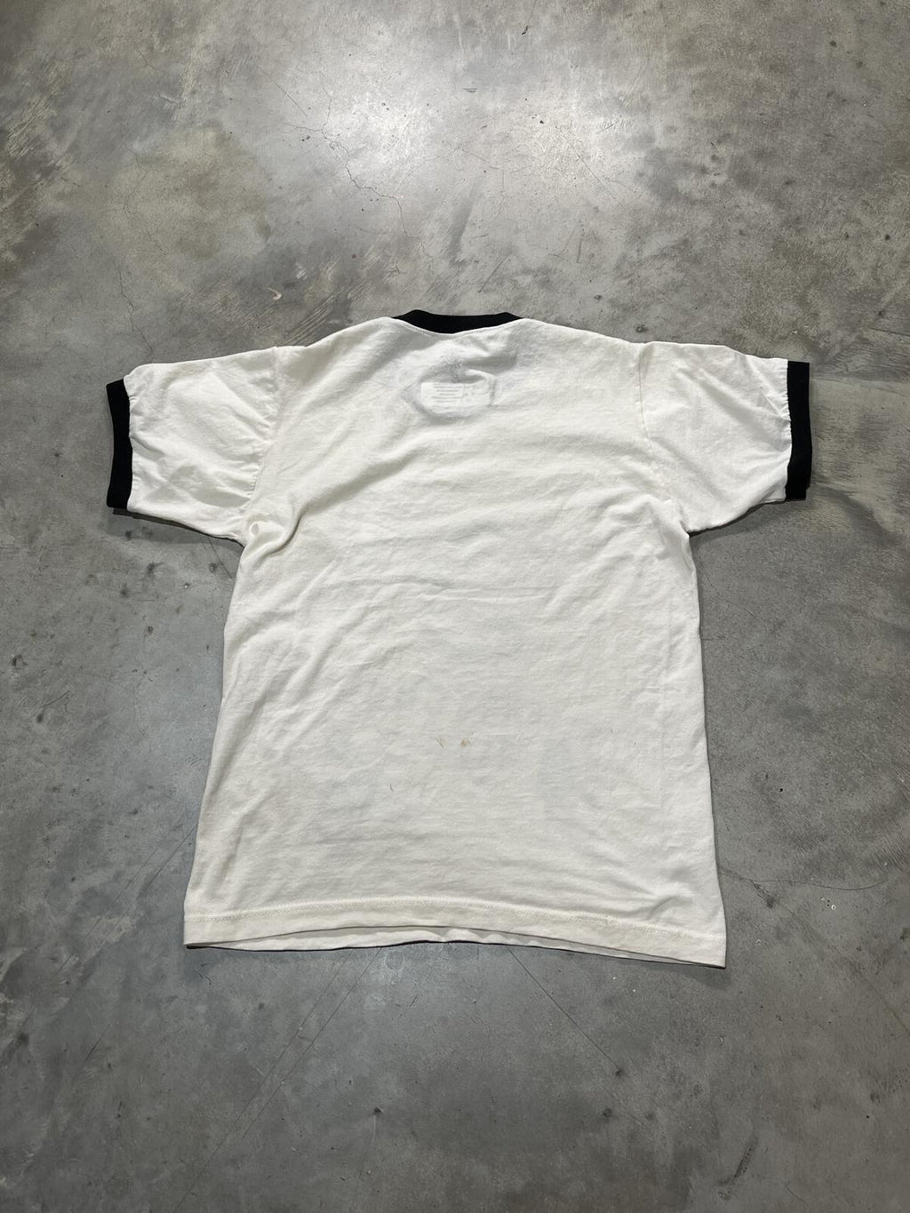 Willie Nelson Preowned Small Ringer T-shirt