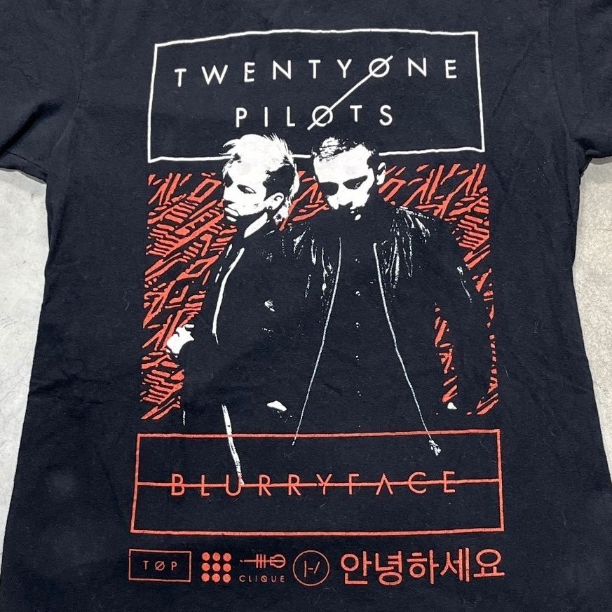 Twenty One Pilots Preowned Small T-shirt
