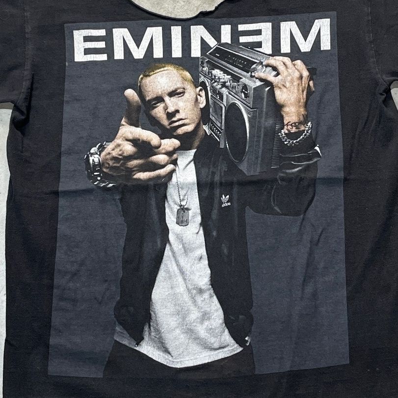 Eminem Preowned Medium Cropped Neckline T-shirt