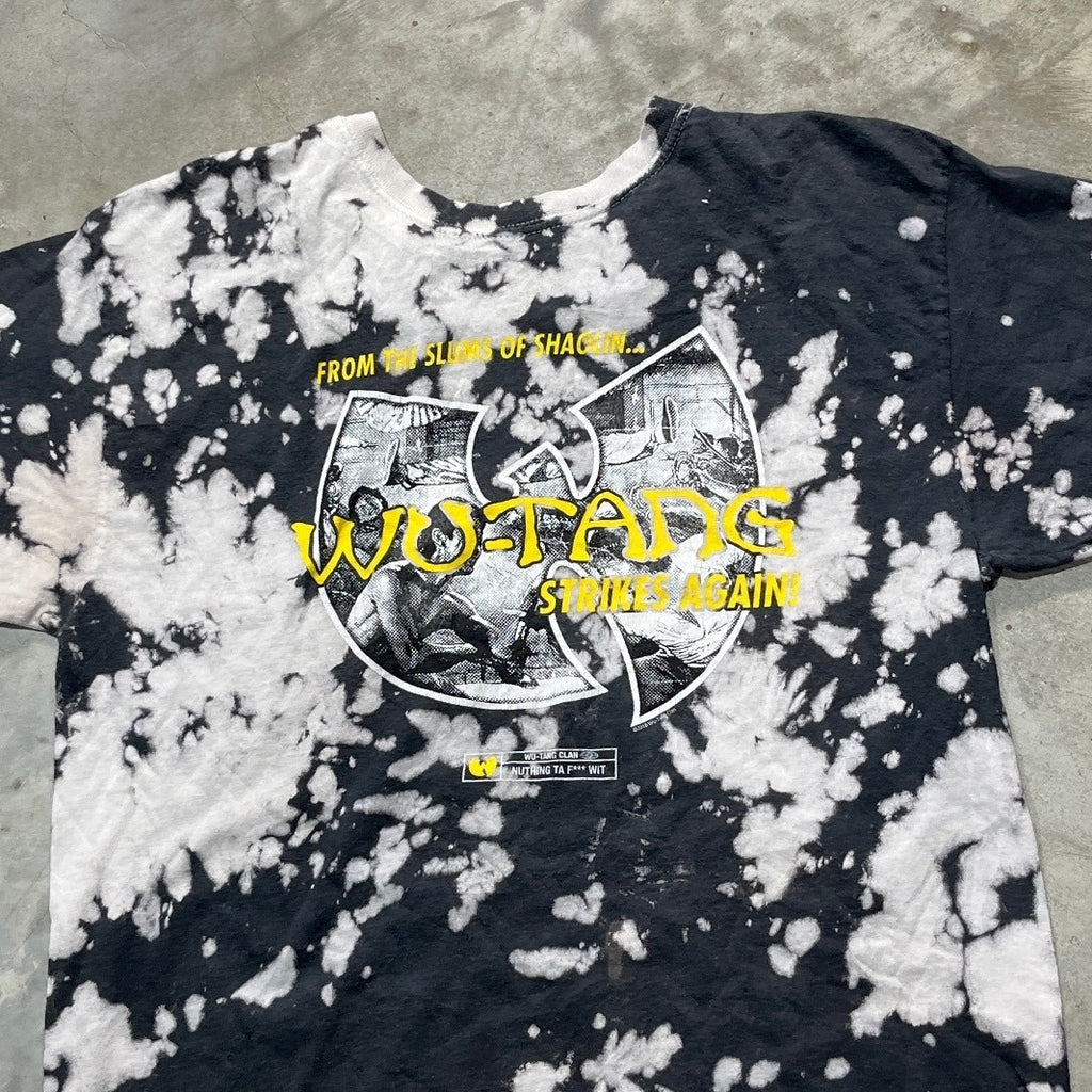Wu-Tang Preowned Medium Tie Dye T-shirt