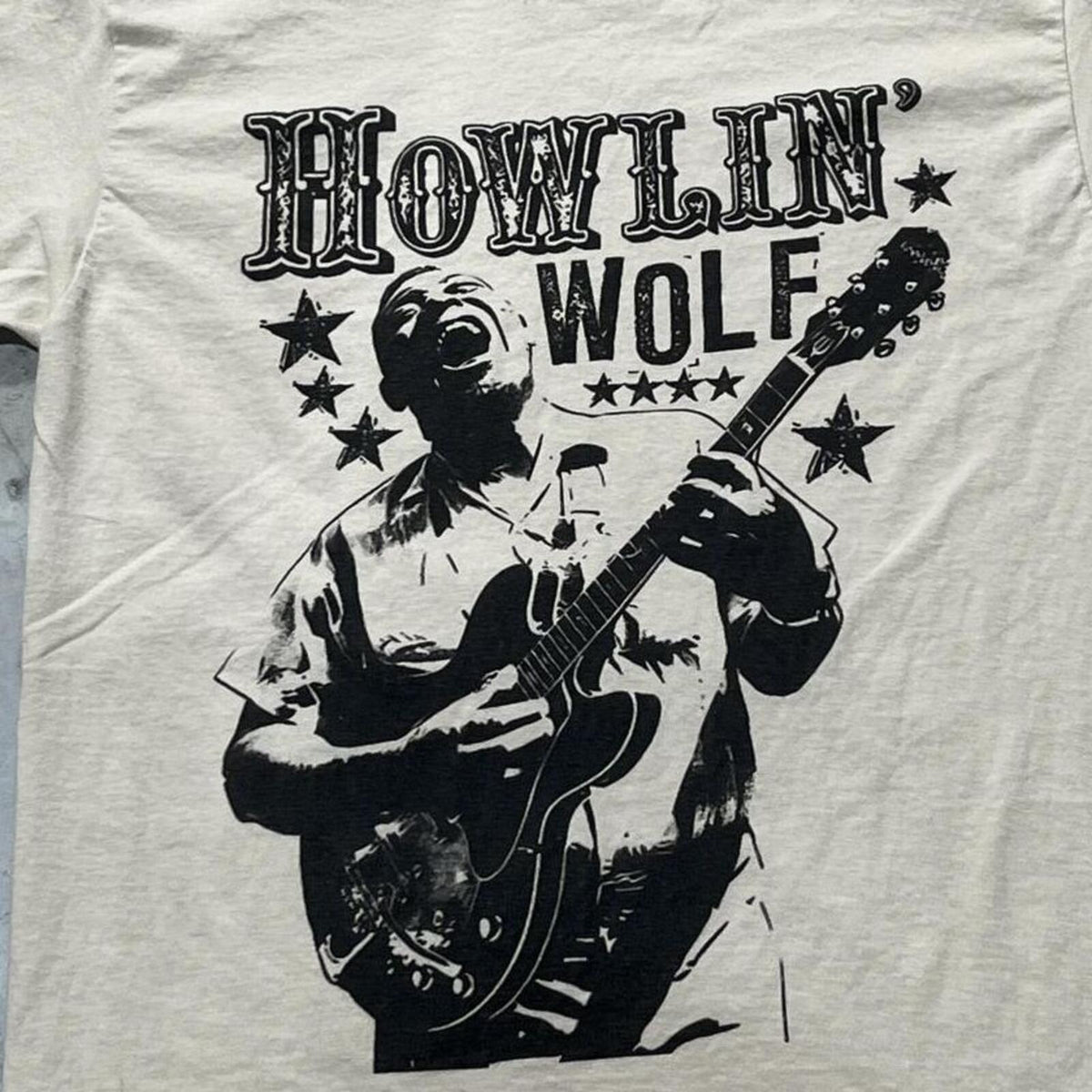 Howlin Wolf Preowned Medium T-shirt