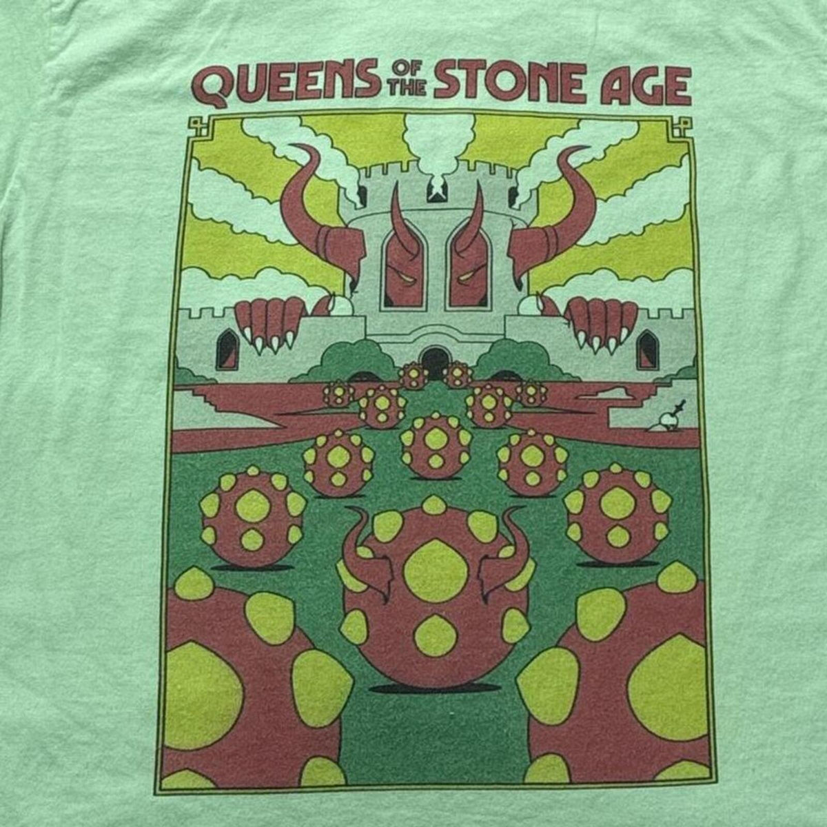 Queens Of The Stone Age Preowned Medium T-shirt