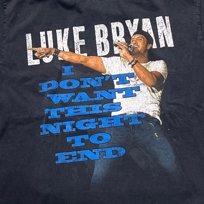 Luke Bryan Preowned Medium T-shirt