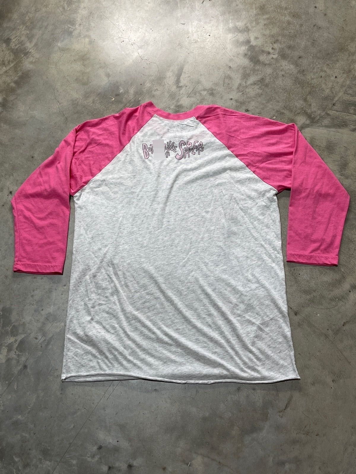 But**ole Surfers Preowned Large 3/4 Sleeve T-shirt