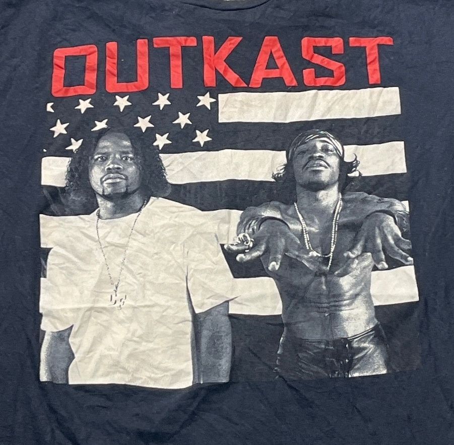 OutKast Preowned XL T-shirt