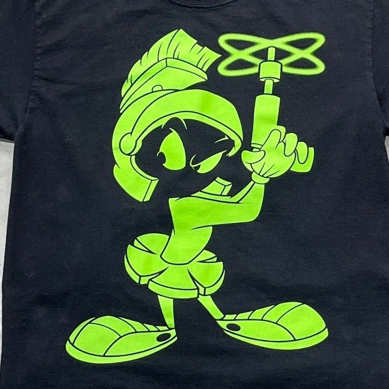 Vintage 90s Marvin The Martian Preowned Medium T-shirt