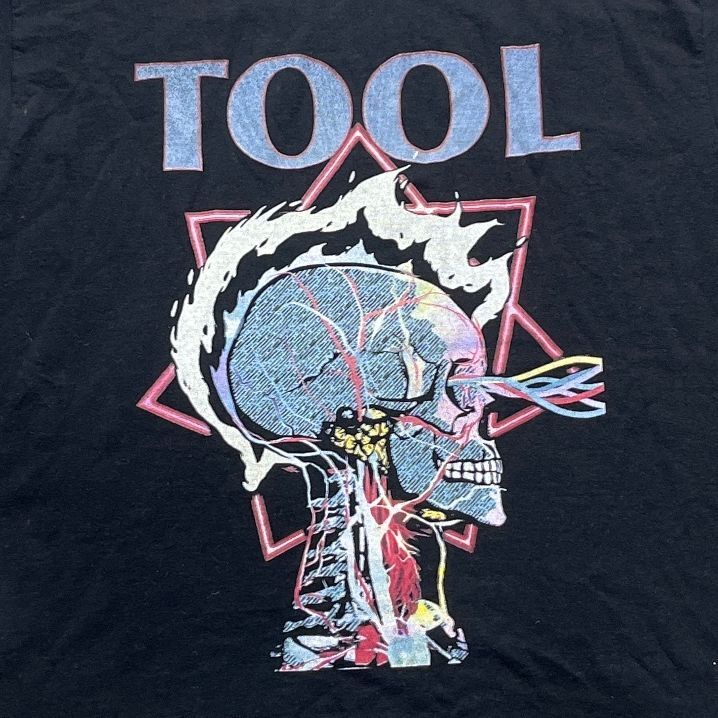 Tool Preowned Large T-shirt