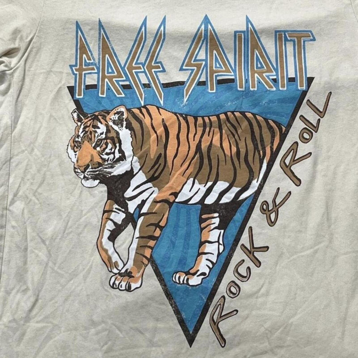 Rock N Roll Free Spirit Preowned Small T-shirt