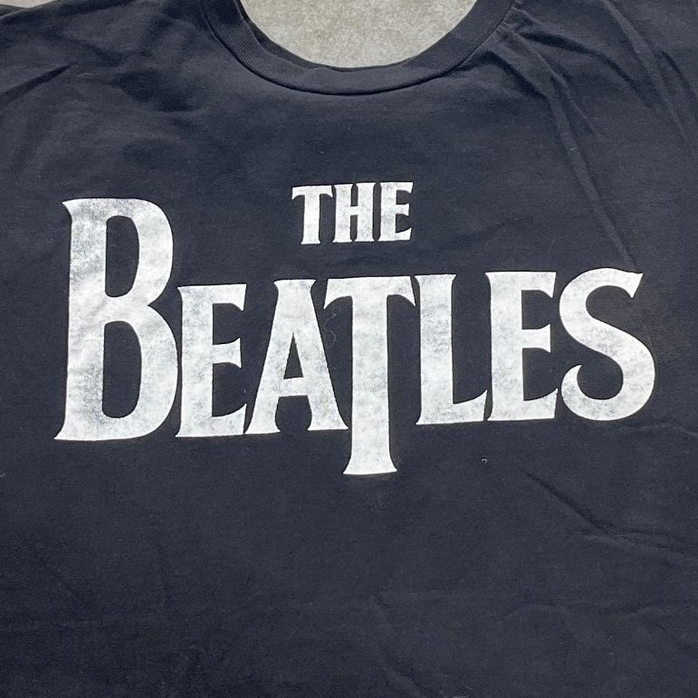 The Beatles Preowned Large T-shirt