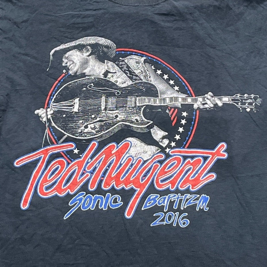 Ted Nugent Preowned Medium T-shirt