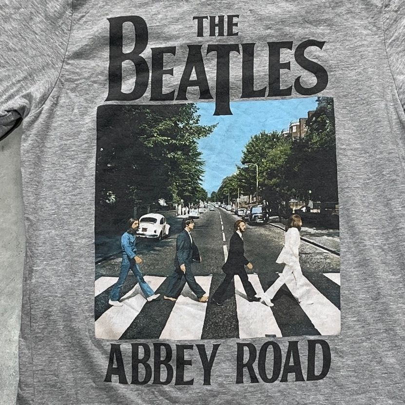 The Beatles Preowned Small T-shirt