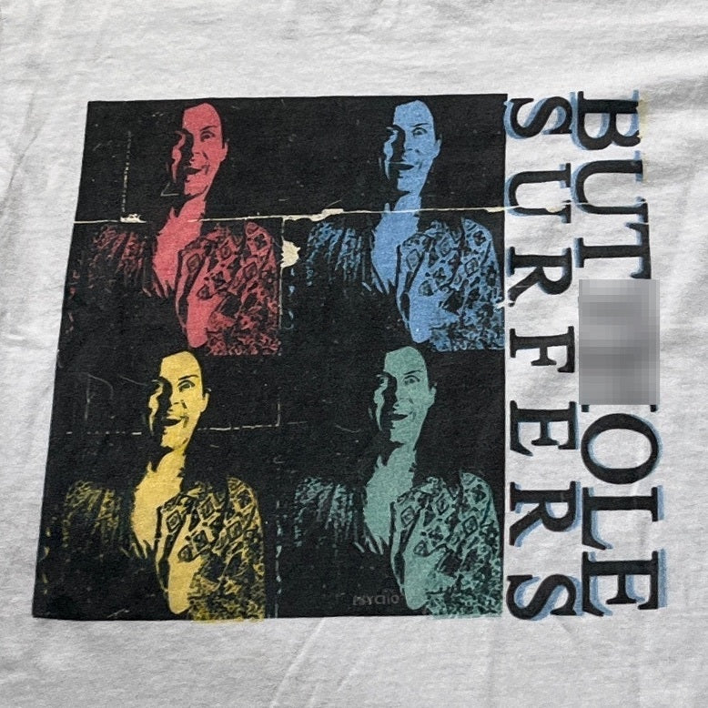 But**ole Surfers Preowned Small T-Shirt